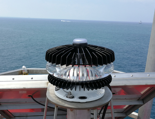13-19NM Long Range Marine Lantern (SL-300-2D5) 3