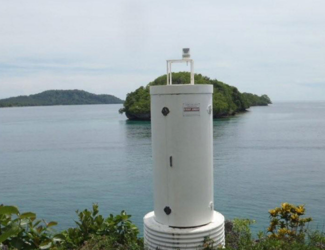 2-3NM Solar Marine Lantern (SL-70) 3