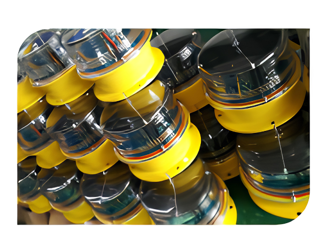 AML-C LED Solar Powered Marine Lanterns 1