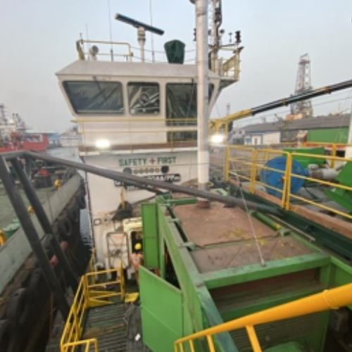 ASL Bulan- From Multicat Workboat to Working Water Injection Dredger - for DEME in 20 Days 1