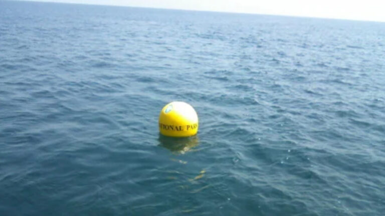 Marking the Boundary of a Marine National Park – 325 Buoys, 21 Islands