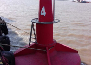 APM Terminal Pipavav Port 2017 - Supply Installation Commissioning Buoys